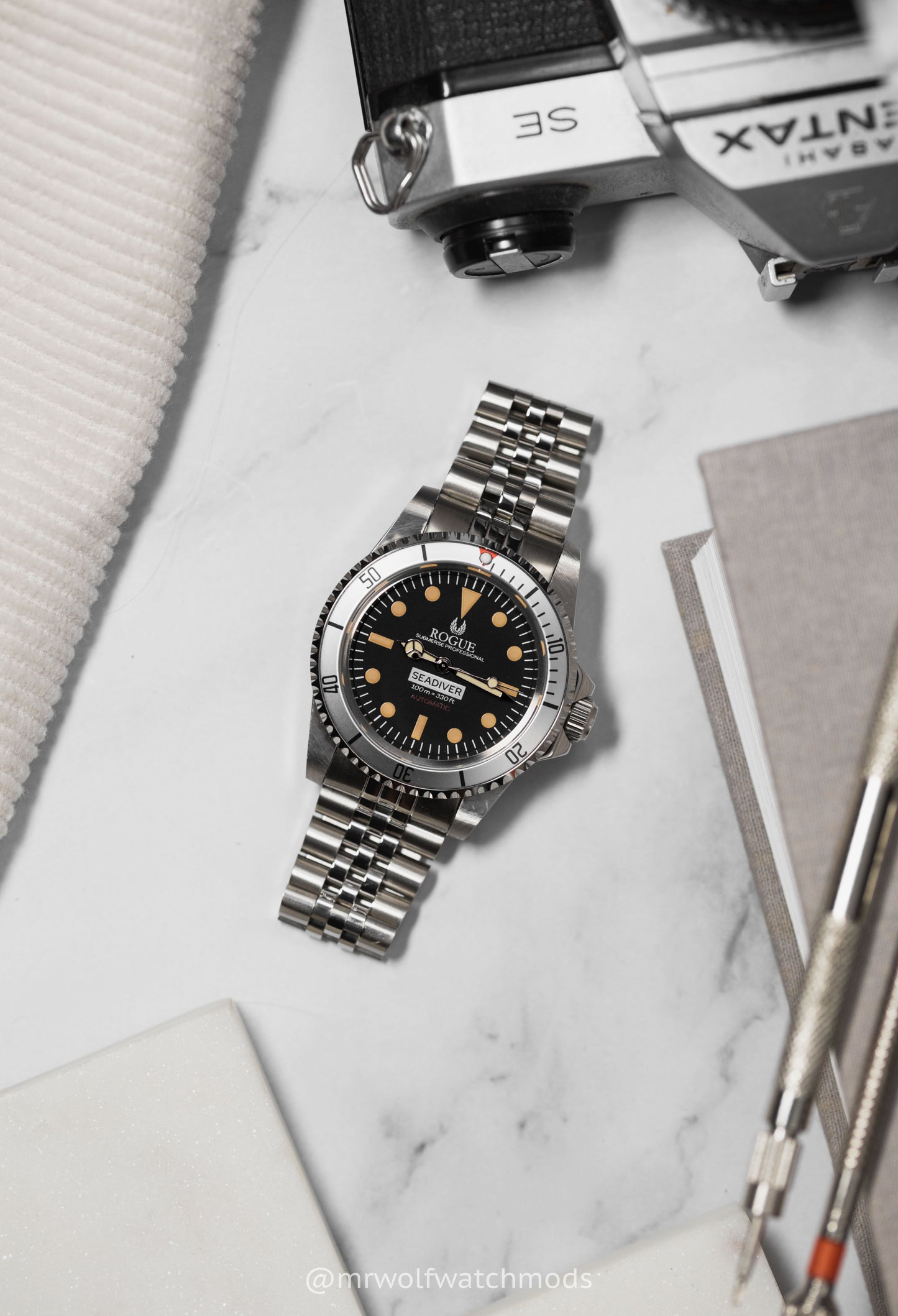 SILVER VINTAGE DIVER