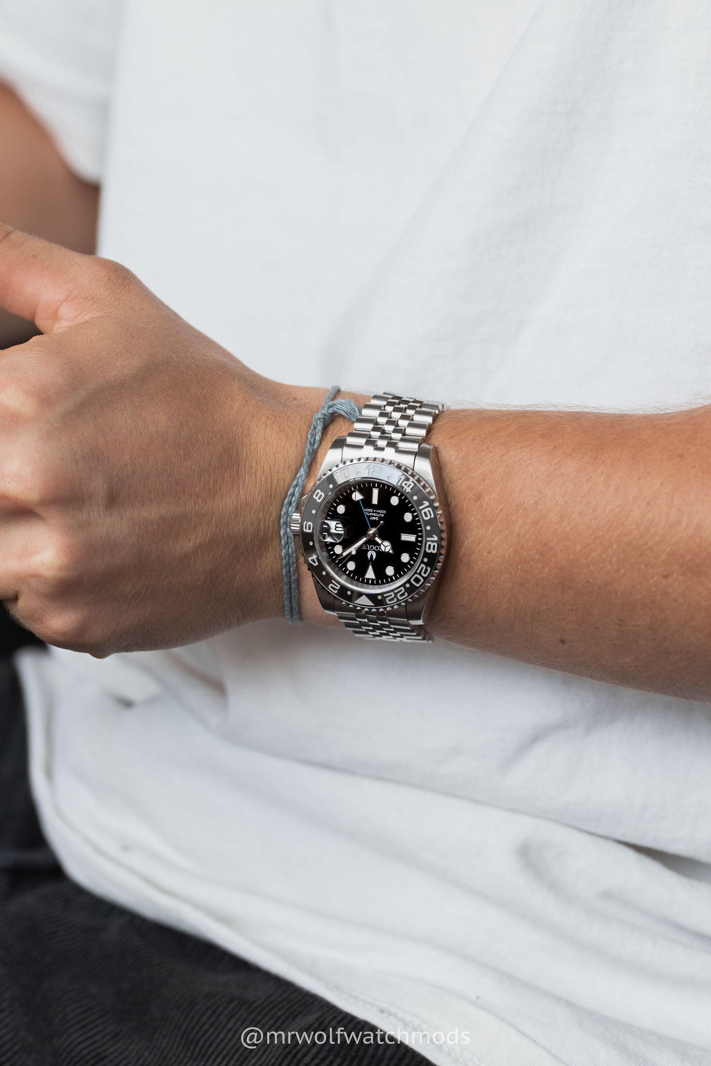 DARK KNIGHT / BRUCE WAYNE GMT