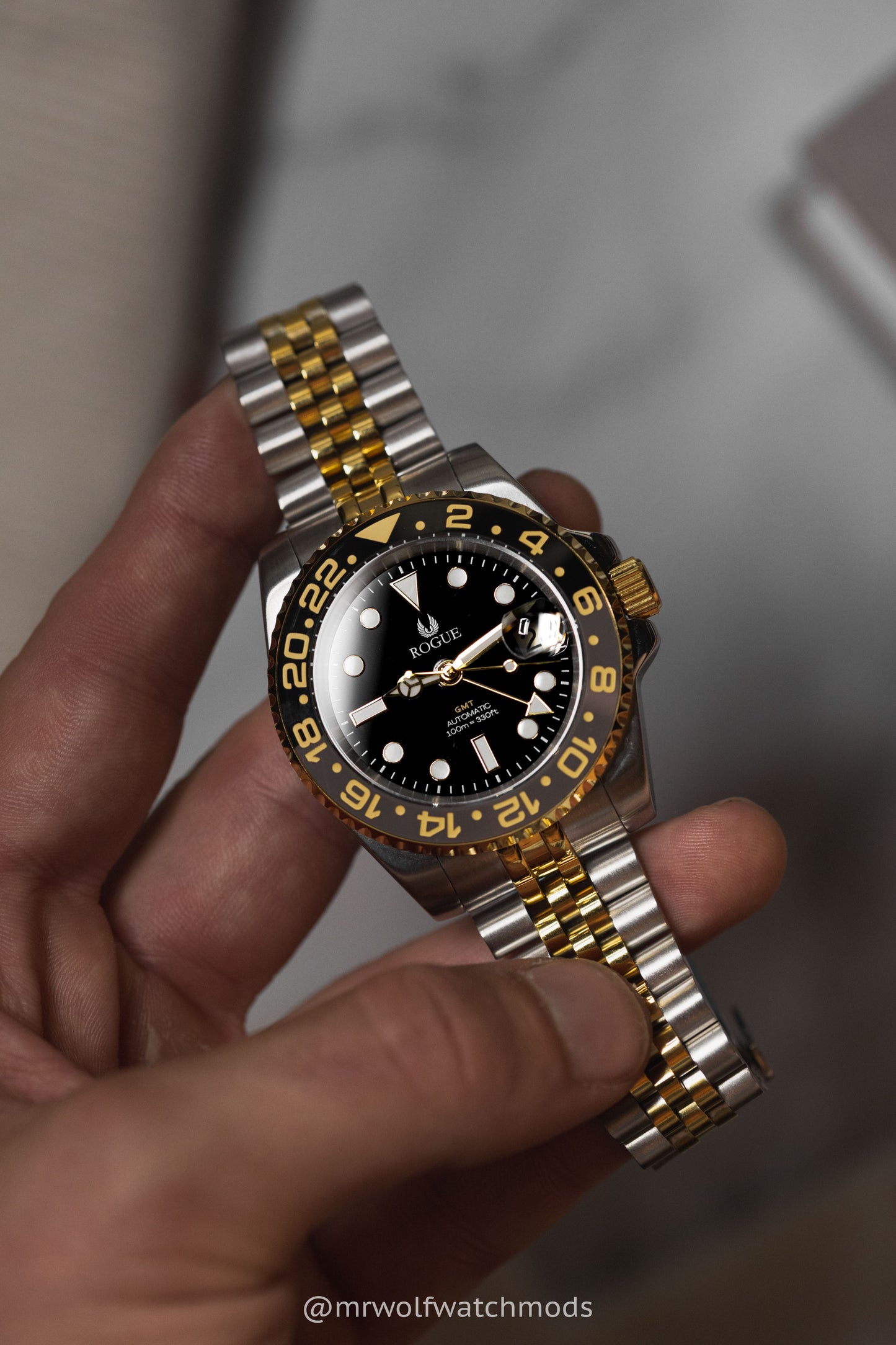 GOLD TWO TONE GMT