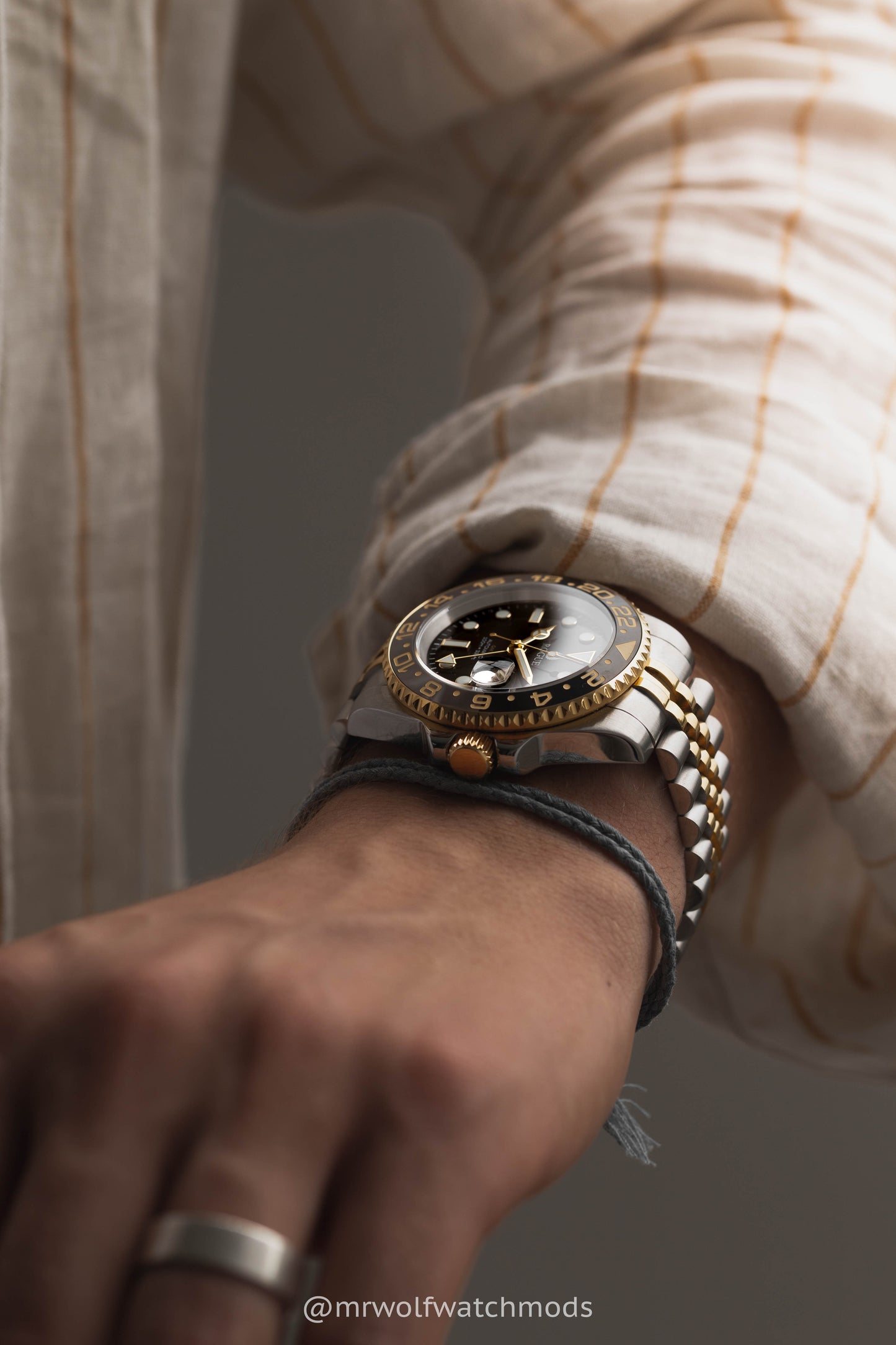 GOLD TWO TONE GMT