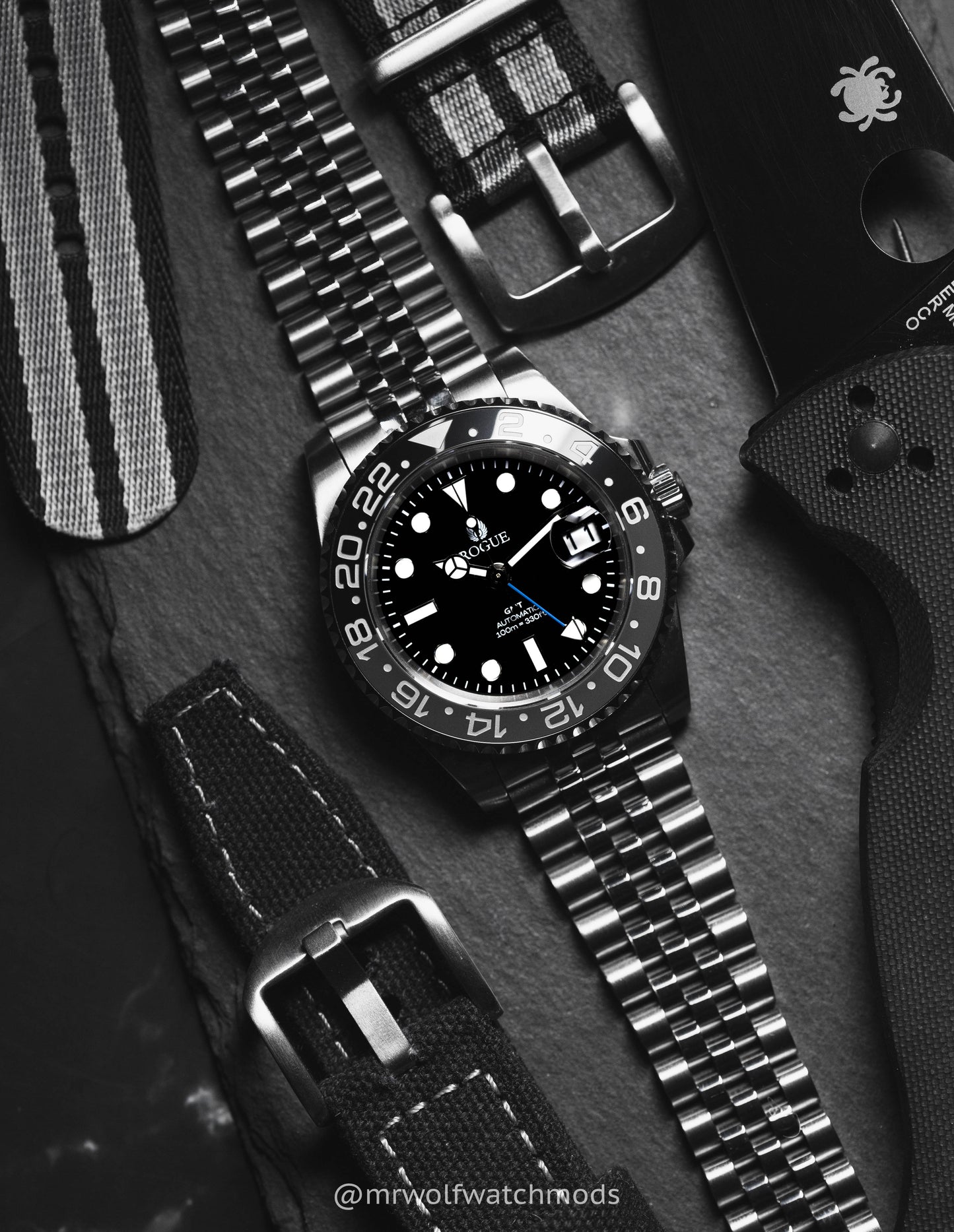 DARK KNIGHT / BRUCE WAYNE GMT