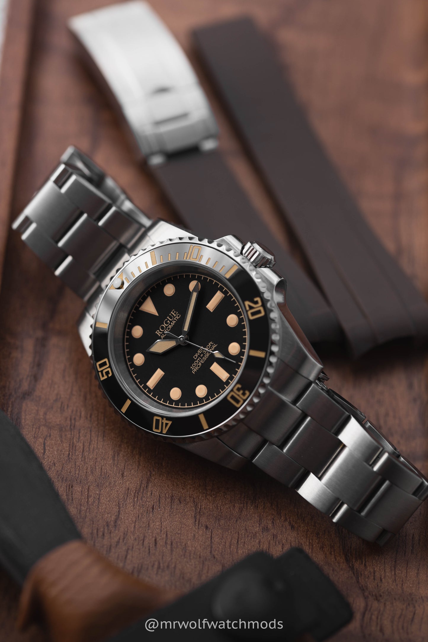 TAN DIVE PROFESSIONAL