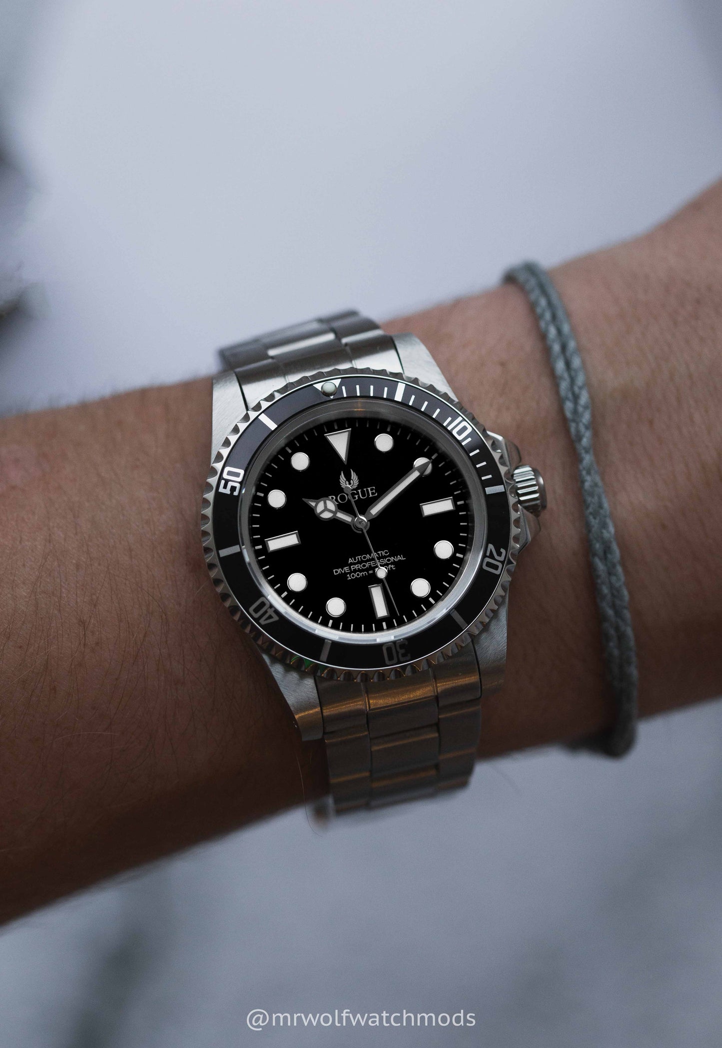 BLACK VINTAGE DIVE PROFESSIONAL